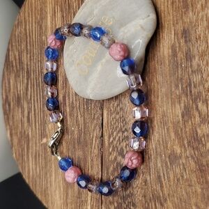 Swarovski‎ crystal tudor rose bracelet B3220